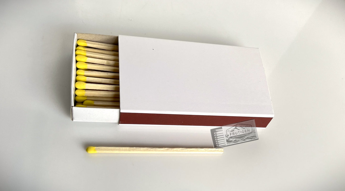 Zündholzschachtel weiss neutral, 10cm lange Streichhölzer mit gelben Zündköpfen