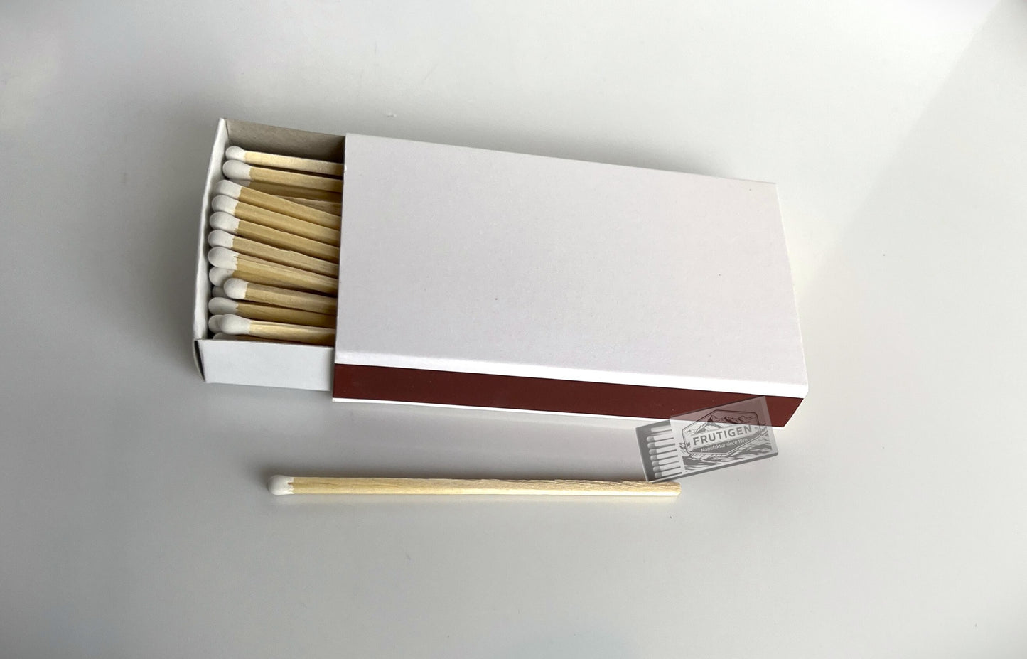 Zündholzschachtel weiss neutral, 10cm lange Streichhölzer mit weissen Zündköpfen